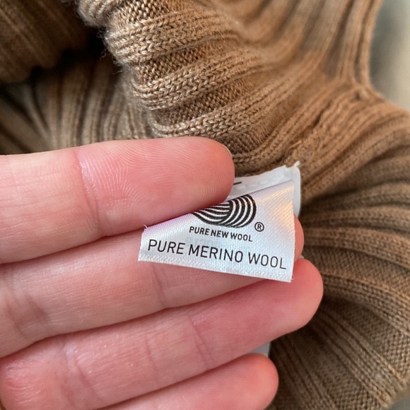 FRANK & OAK turtle neck - Picture 8 of 8